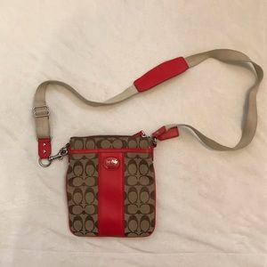 🦄3for$20•Coach Classic Crossbody Bag